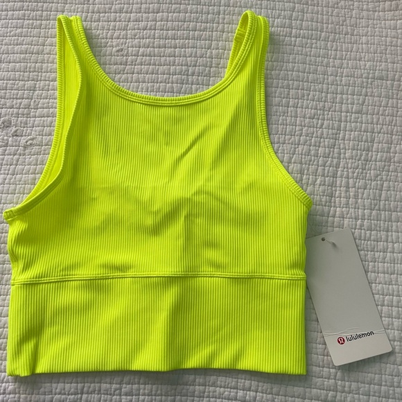 Lululemon top size 6 - Picture 3 of 5
